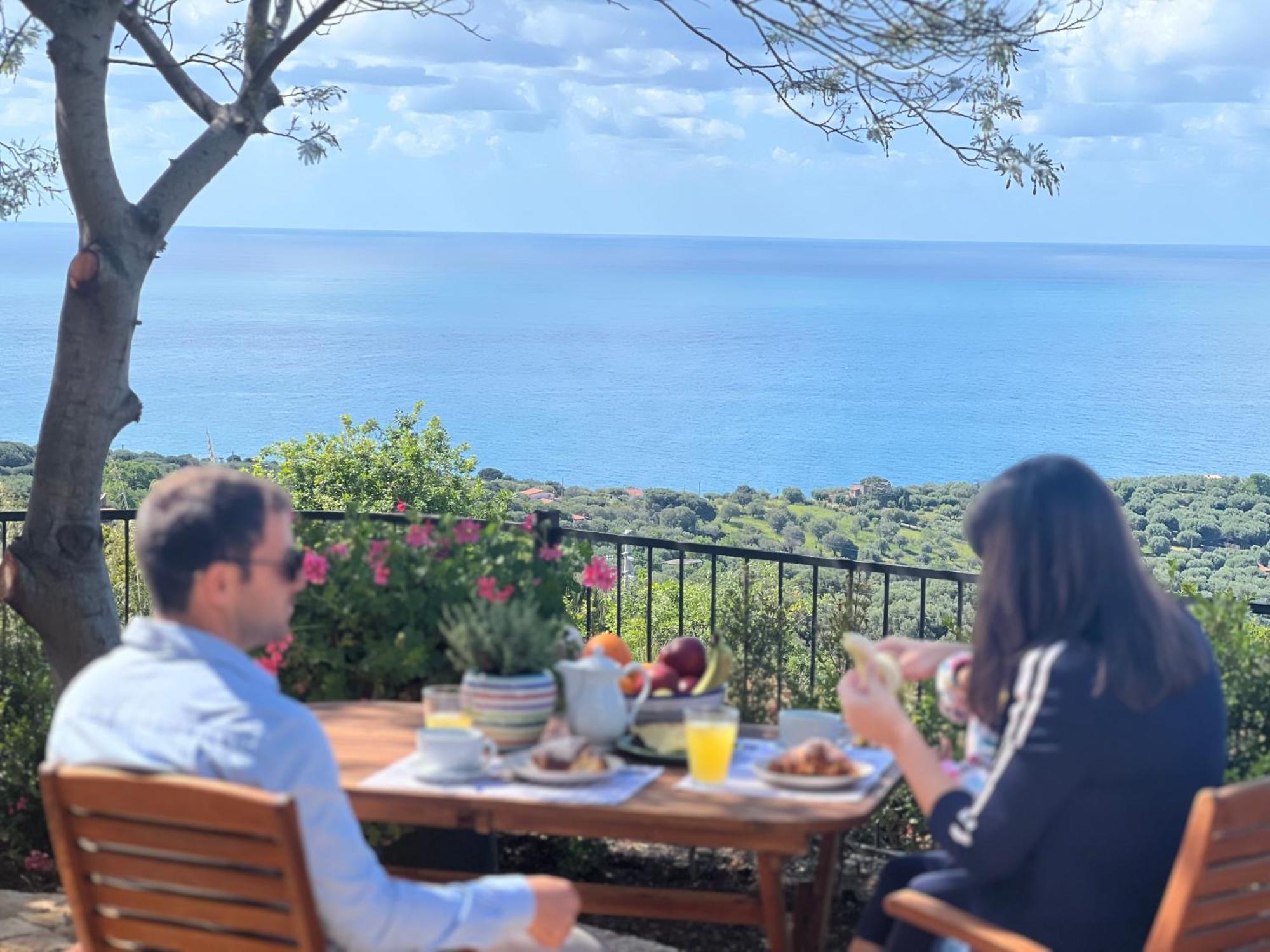 Villa Russo Casa Vacanze Marina di Camerota Exterior foto