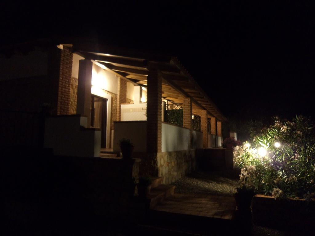 Villa Russo Casa Vacanze Marina di Camerota Exterior foto